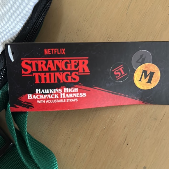 NWT Stranger Things Hawkins High Backpack with Poop Bag Dispenser Pocket Harness - Picture 4 of 6